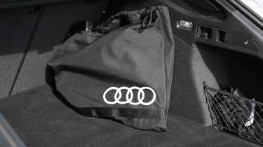Audi S6 Avant e-tron - charging cable bag
