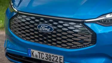 Ford E-Transit Custom - front grille