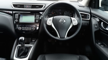 Nissan Qashqai dash