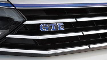 Volkswagen Passat GTE 2016 - badge