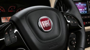 Fiat Doblo 2015 - steering wheel