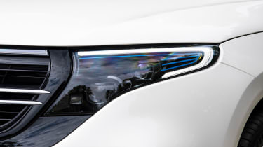 Mercedes EQC - head light