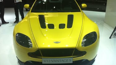 Aston Martin V12 Vantage S front tracking