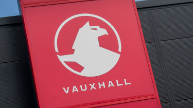 Vauxhall Griffin logo - dealership