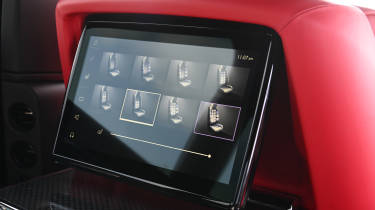 Rolls-Royce Black Badge - rear seat controls