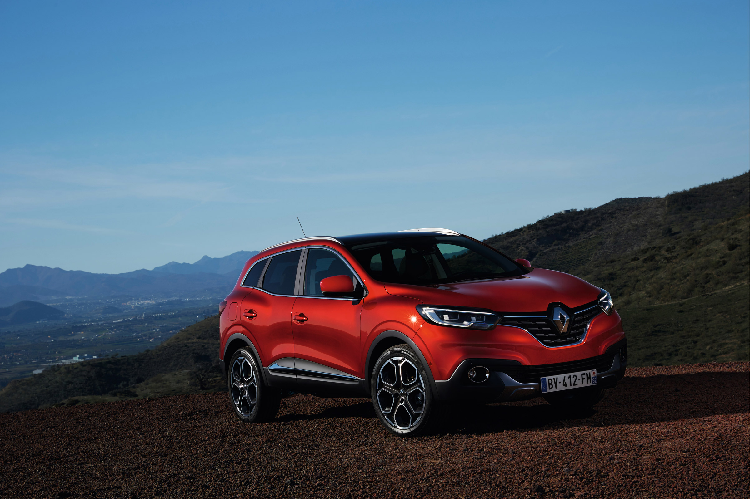 Renault Kadjar crossover first official pics Auto Express