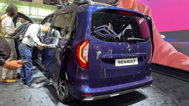 Renault Grand Kangoo - Munich rear