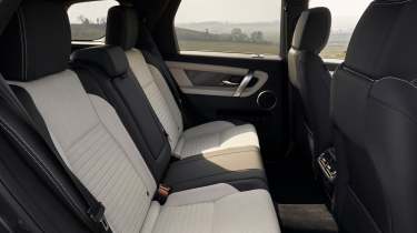 Land Rover Discovery Sport - rear seats