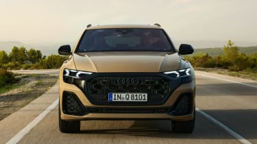 Audi Q8 facelift - full front