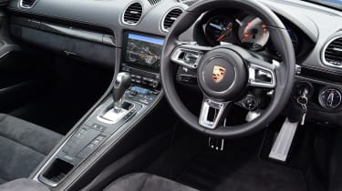 Porsche Cayman - Interior