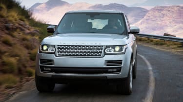 Range Rover 4.4 SDV8 front action