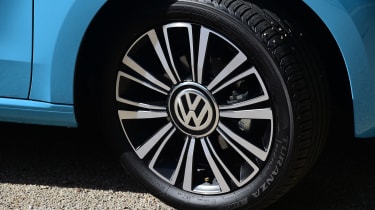 Volkswagen High up! 2016 - wheel