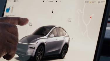 Tesla Model Y facelift - touchscreen