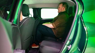 Renault Twingo - studio rear seats