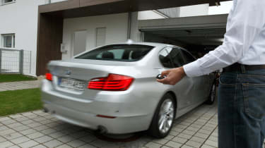Remote parking BMW