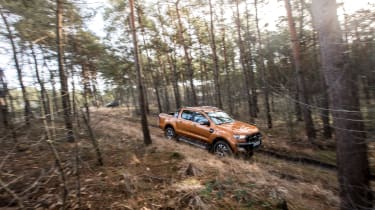 Ford Ranger 2016 woods front