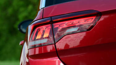 Volkswagen T-Roc - rear tail light 