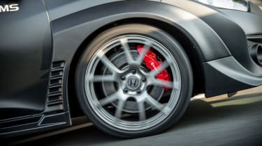 Honda Civic Type R 2015 alloy wheel