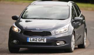 Kia Cee'd Sportswagon front cornering