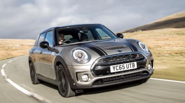 MINI Clubman ALL4 - front tracking