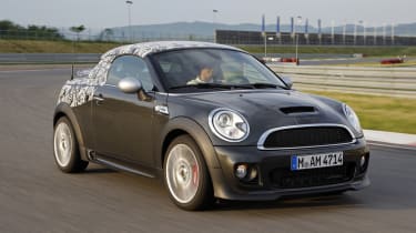 MINI Coupé front tracking 1
