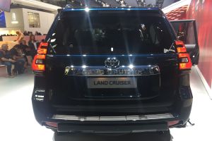 Toyota Land Cruiser - Frankfurt full rear