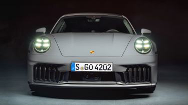 Porsche 911 GTS - full front