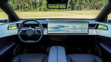Mazda CX-6e - dashboard