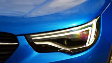 Vauxhall Grandland X - front light detail