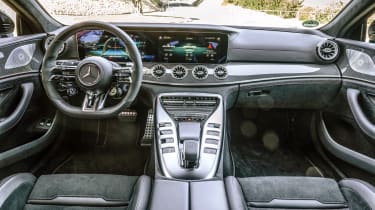 Mercedes-AMG GT 4-Door 63 S E-Performance - dashboard