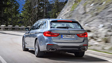 BMW 530d Touring - rear action