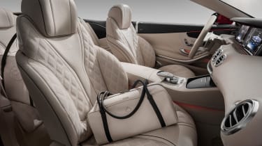 Mercedes-Maybach S650 Cabrio - front seats