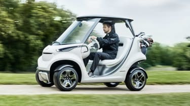 Mercedes Style Edition Garia - side tracking