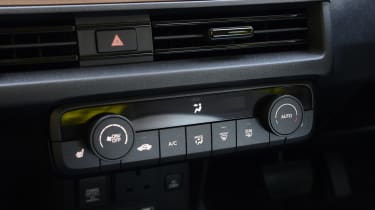  Mk1 Civic and Honda e - e climate controls