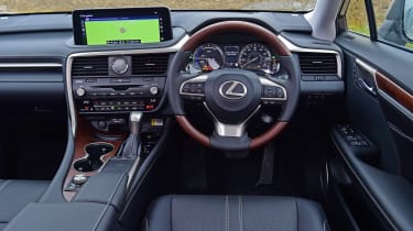 Lexus RX - dash