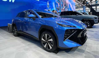 Omoda 4 - front angled