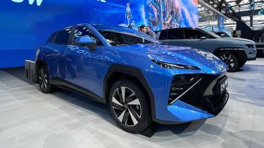 Omoda 4 - front angled