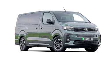 Vauxhall Vivaro Life - front angled