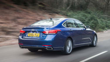 Hyundai Genesis UK 2015 rear