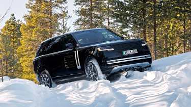 Range Rover EV prototype - offroad