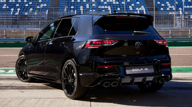 Volkswagen Golf R Black Edition — задний