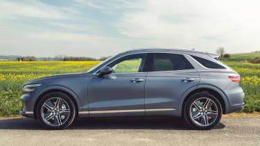Genesis GV70 Electrified - side