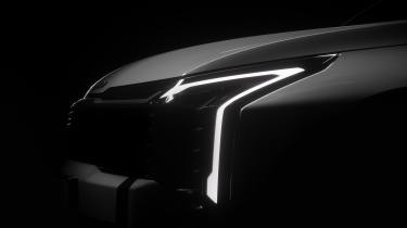 New Kia Sportage teaser - front lights