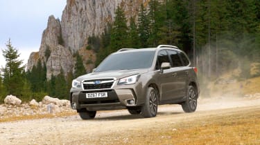 Subaru Forester - front action