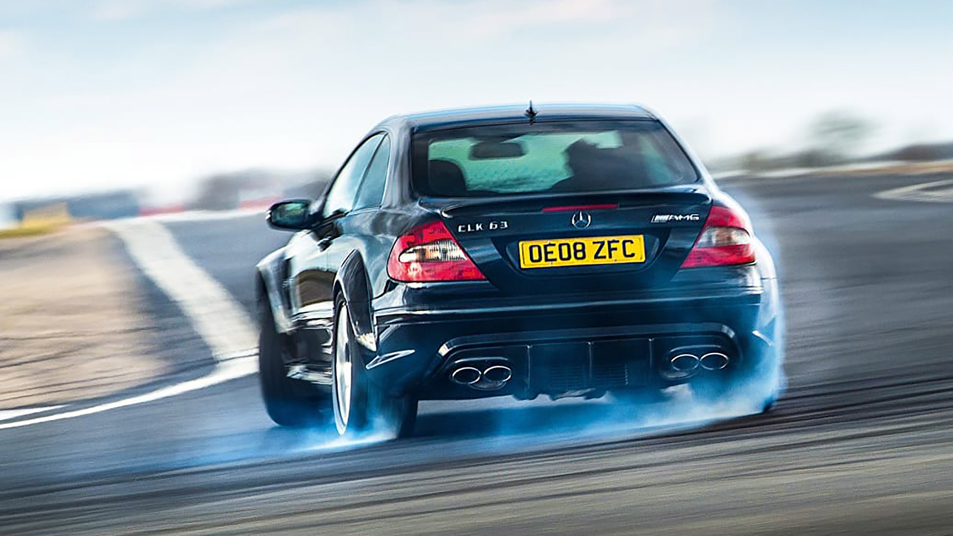Mercedes-Benz CLK63 AMG Black Series: review, history and specs of an icon  2024