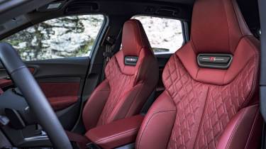 Audi S5 - front seats