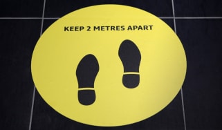 &#039;Keep 2 metres apart&#039; - Covid social distancing floor sign