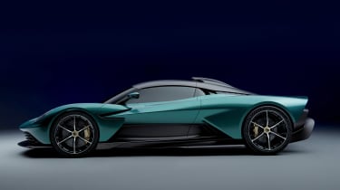 Aston Martin Valhalla - side