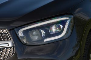 Mercedes GLC - front light