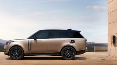 Range Rover - side charging